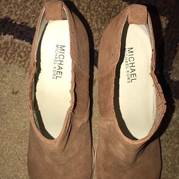 Micheal Kors Ankle Booties - Picture 3 of 8